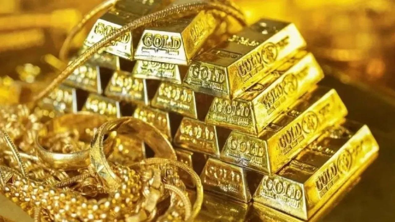 સંભવિત લક્ષ્યો (COMEX) મુજબ $3,330 થી $3,345 જ્યારે MCX અપેક્ષિત સ્તરો પર ₹96,800 થી ₹97,200 પર છે.