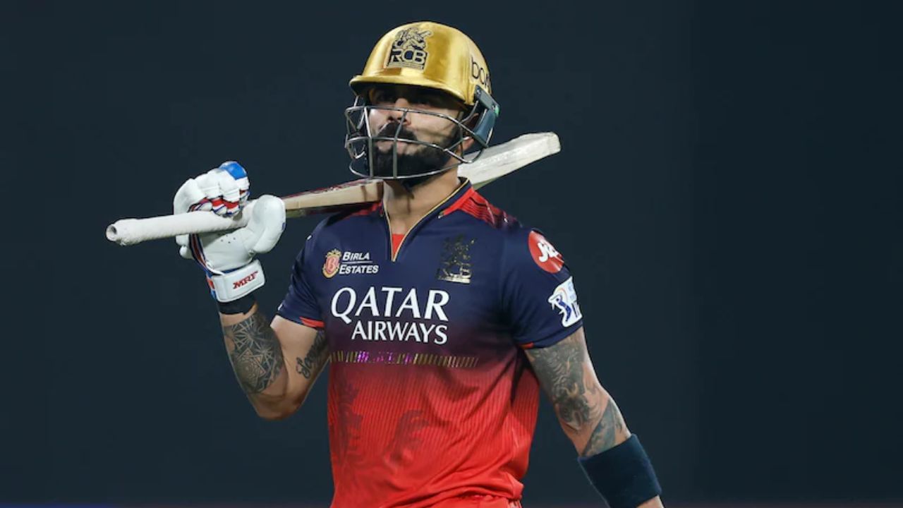 કોહલી સરનેમ એક સમૃદ્ધ ઐતિહાસિક અને સામાજિક પૃષ્ઠભૂમિ ધરાવતી અટક છે, જેનાં મૂળ પંજાબની ખત્રી જાતિ, વેપારી પરંપરા અને શીખ-હિન્દુ ધાર્મિક વારસામાં જોવા મળે છે. આજે આ નામ ભારત અને સમગ્ર વિશ્વમાં ઓળખાય છે.