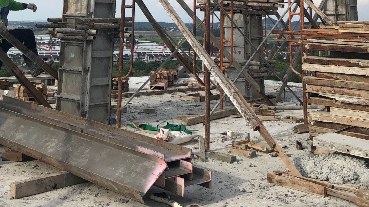 બધી સૂચનાઓ, સુનાવણીઓ અને આદેશોની માહિતી ડિજિટલ પોર્ટલ પર ઉપલબ્ધ કરાવવામાં આવશે. આ પોર્ટલ સંબંધિત નગરપાલિકા અથવા સ્થાનિક સત્તામંડળ દ્વારા સંચાલિત કરવામાં આવશે. બધી કાર્યવાહી જિલ્લા મેજિસ્ટ્રેટ અને કલેક્ટરને ઇમેઇલ દ્વારા જાણ કરવામાં આવશે.