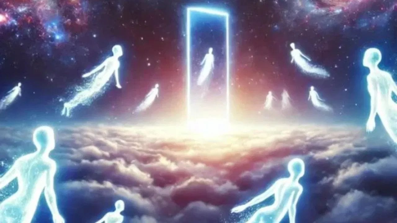 કેટલીક માન્યતાઓ અનુસાર, પંચક દરમિયાન મૃત્યુ પામેલા વ્યક્તિની આત્મા ભટકતી રહે છે અને તેને પાંચ વાર જન્મ લેવો પડે છે. પાંચ જન્મ લીધા પછી જ આત્માને મોક્ષ મળે છે. આ તે લોકો માટે કહેવામાં આવે છે જેમના અંતિમ સંસ્કાર પંચકના દોષોને દૂર કર્યા વિના કરવામાં આવ્યા છે.