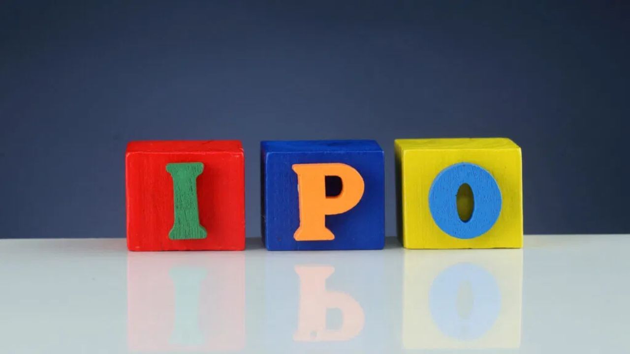 કંપનીની સંપત્તિ ગુણવત્તા પણ ખૂબ જ મજબૂત છે. તેની ગ્રોસ નોન-પર્ફોર્મિંગ એસેટ (GNPA) 2.49% છે અને નેટ NPA 1.38% છે, જે રિટેલ-કેન્દ્રિત NBFC માટે સારી માનવામાં આવે છે. કંપનીનું બિઝનેસ મોડેલ પણ ખૂબ જ મજબૂત છે. તે સુરક્ષિત અને અસુરક્ષિત વ્યક્તિગત લોન, ગોલ્ડ લોન અને નાના અને મધ્યમ ઉદ્યોગો (SMEs) ને લોન જેવા ઘણા સેગમેન્ટમાં કાર્યરત છે.