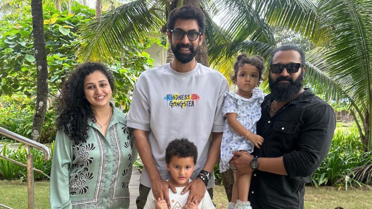 કન્નડ ફિલ્મ 'કાંતારા: ચેપ્ટર 1' નું શૂટિંગ શરુ થઈ ચૂક્યું છે.ફિલ્મની રિલીઝ તારીખ અંગે હજુ સુધી કોઈ સત્તાવાર જાહેરાત કરવામાં આવી નથી, પરંતુ નિર્માતાઓ તેને 2025 ના અંત સુધીમાં સિનેમાઘરોમાં લાવવાનો પ્લાન છે.