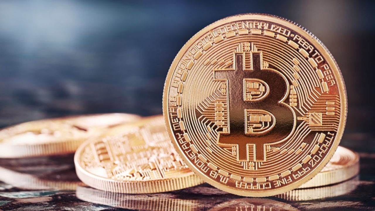 ડેરિબિટની ઓપ્શન્સ ચેઇન (BTC ઓપ્શન્સ, સમાપ્તિ 04 જૂન 2025) અનુસાર ATM સ્ટ્રાઇક (106000) પર સૌથી વધુ ટ્રેડિંગ પ્રવૃત્તિ અને ઓપન ઇન્ટરેસ્ટ (60.1) જોવા મળી રહ્યો છે.