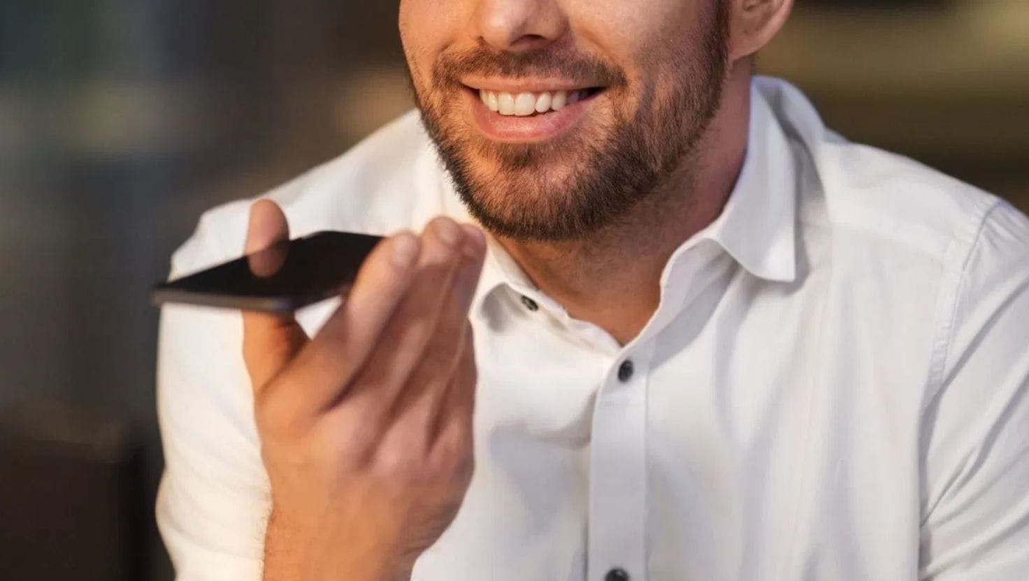 જણાવી દઈએ કે, આ ફીચર એન્ડ્રોઇડ અને iPhone બંનેમાં છે પણ રેકોર્ડિંગ શરૂ થતાંની સાથે જ સામેના વ્યક્તિને ખબર પડી જાય છે કે કોલ રેકોર્ડિંગ ચાલુ છે. જો તમે ઇચ્છો કે સામેની વ્યક્તિને જાણ ન થાય એ રીતે રેકોર્ડિંગ કરવું છે, તો એન્ડ્રોઇડ ફોનમાં સેટિંગ બદલવાથી આ કામ શક્ય બને છે. 