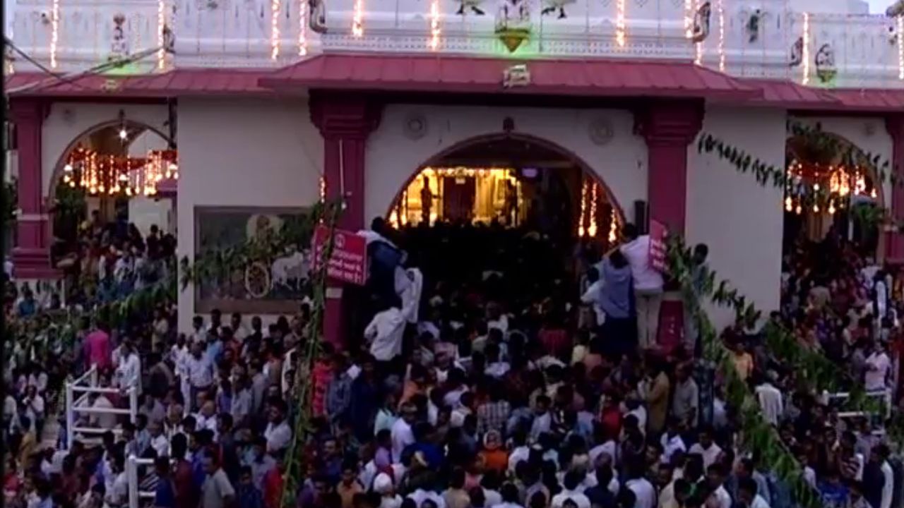 અહી માન્યતા છે કે, ચારધામની યાત્રા કર્યા પછી ડાકોરના દર્શન ના કરો તો યાત્રા અધૂરી રહે તેવુ અનુમાન છે. ( આ માહિતી વિવિધ ઐતિહાસિક તથ્યો અને સંશોધનો પર આધારિત છે.  વિગતવાર માહિતી માટે, ઇતિહાસના પ્રમાણભૂત ગ્રંથો અને સંશોધનોનો અભ્યાસ કરવો ઉચિત રહેશે.) 