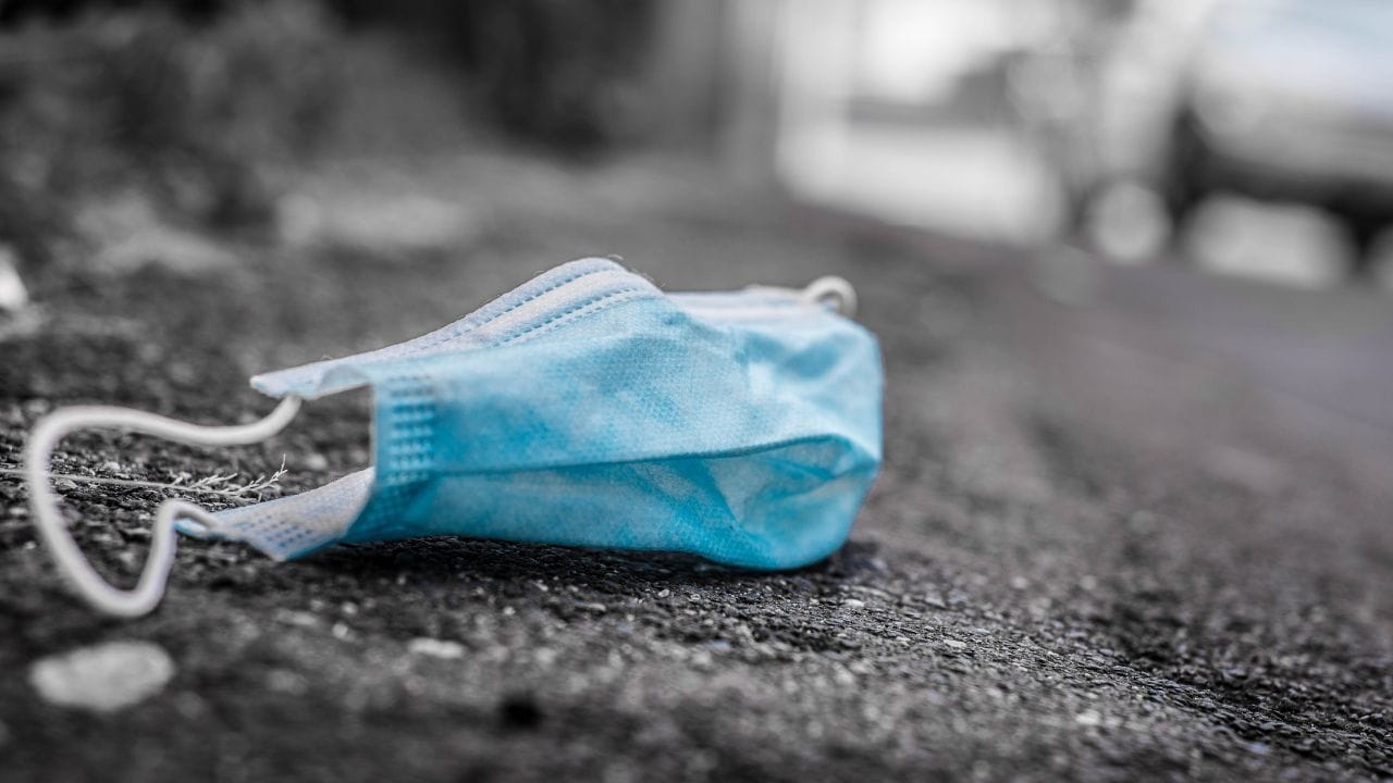 આવી સ્થિતિમાં, ચાલો જાણીએ કે કોરોના ગર્ભવતી સ્ત્રીઓ અને ગર્ભમાં ઉછરતા બાળક માટે કેટલો ખતરનાક બની શકે છે અને જો પ્રેગ્નન્સી દરમિયાન કોવિડ થાય તો સ્ત્રીઓએ શું કરવું જોઈએ.