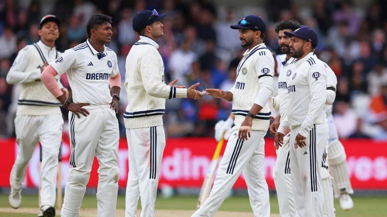 After 5 centuries in leads, Team India took this unprecedented strategy without wasting time. After 5 centuries in leads, Team India took this unprecedented strategy without wasting time.