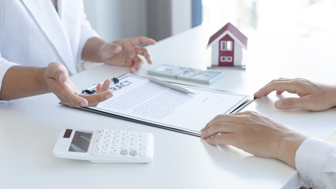 જો તમે ભાડા કરાર કર્યો હોય, તો સ્પષ્ટપણે લખેલું હોવું જોઈએ કે સિક્યોરિટી ડિપોઝિટ 30 દિવસમાં પરત કરવામાં આવશે. આવા કિસ્સામાં, કરાર કાયદેસર રીતે માન્ય માનવામાં આવે છે અને મકાનમાલિકે તે મુજબ સિક્યોરિટી પૈસા પરત કરવા પડશે.