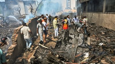  12 જૂન 2025નો દિવસ આજે પણ કોઈ ભૂલી શક્યું નથી. અમદાવાદમાં એર ઈન્ડિયાના પ્લેન ક્રેશ બાદ મૃતદેહને ઓળખવા માટે ડીએનએ ટેસ્ટ કરવામાં આવ્યા હતા. ત્યારબાદ અત્યારસુધી 247 DNA મેચ થયા છે. 