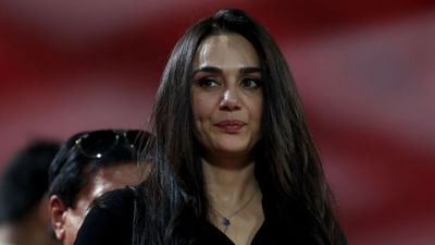 PBKS vs MI : પ્રીતિ ઝિન્ટા શક્તિપીઠ અંબાજી ધામ મંદિર પહોંચી, પંજાબ કિંગ્સની જીત માટે પ્રાર્થના કરી