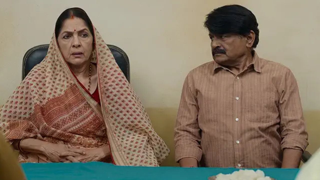 ત્યારબાદ તેમણે દિલ્હીની નેશનલ સ્કૂલ ઓફ ડ્રામામાં અભ્યાસ કર્યો હતો. તેમણે થિયેટરમાં માસ્ટર ડિગ્રી મેળવી. 'મસી સાહિબ' તેમની પહેલી ફિલ્મ હતી, જે 1985માં રિલીઝ થઈ હતી.