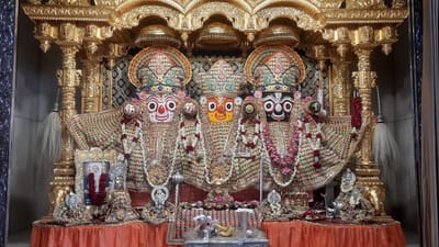 ગુજરાતમાં યોજાતો સૌથી મોટો ધાર્મિક હિંદુ તહેવાર એટલે રથયાત્રા. અમદાવાદ શહેરમાં 148મી રથયાત્રા યોજાવવા જઈ રહી છે. અષાઢ મહિનાના બીજા દિવસે એટલે કે અષાઢી બીજના દિવસે રથયાત્રાનું ધાર્મિક વિધિથી આયોજન કરવામાં આવે છે.