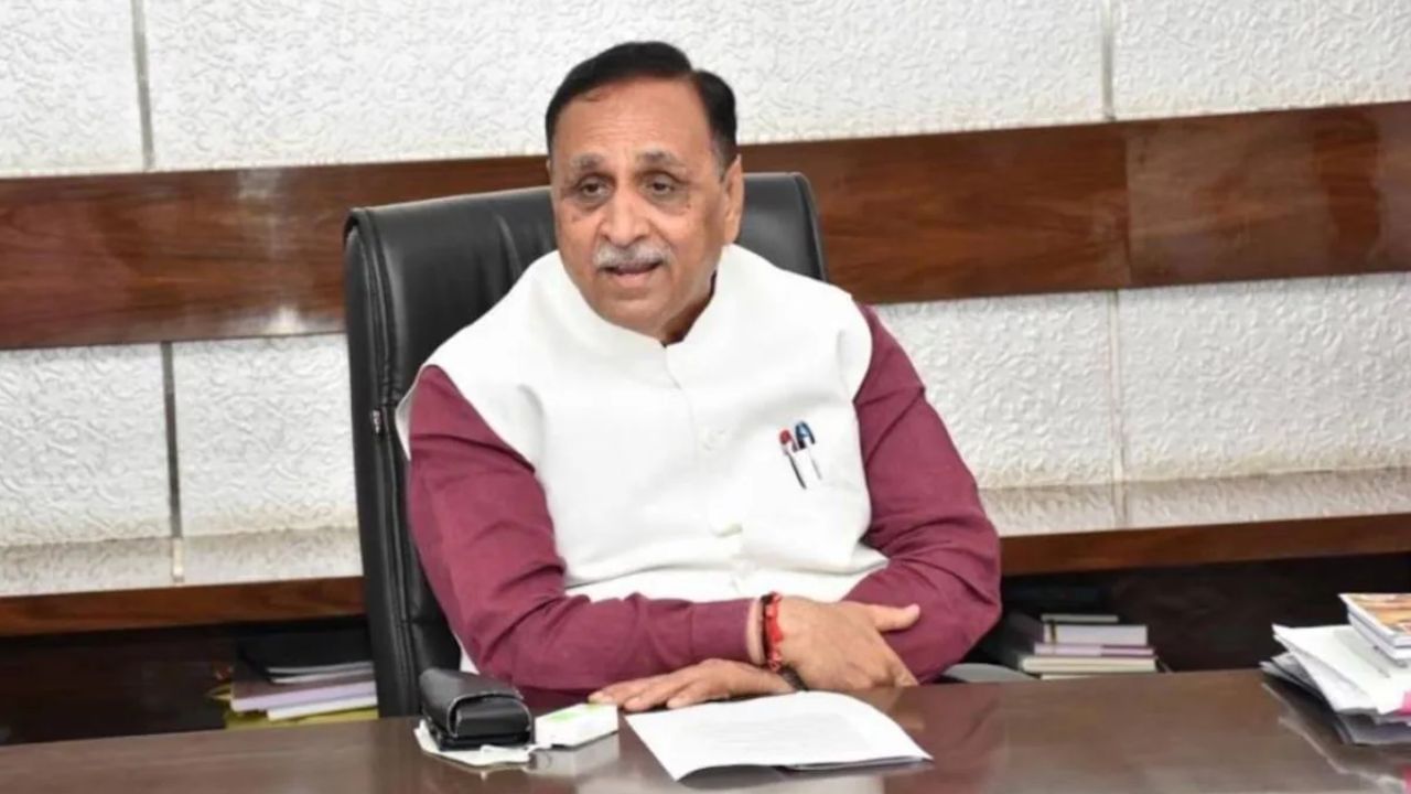 આ પરિવારો વ્યવસાયિક પૃષ્ઠભૂમિના હતા અને ભારતમાં મહારાષ્ટ્ર, ગુજરાત અને રાજસ્થાનમાં સ્થાયી થયા હતા.