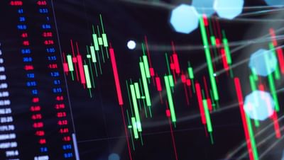 સોમવારે TCS, ઇન્ફોસિસ જેવા ભારતીય IT સ્ટોક્સ પર વધુ ધ્યાન કેન્દ્રિત કરવામાં આવશે. ગ્લોબલ સોફ્ટવેર કંપની એક્સેન્ચરે શુક્રવારે પરિણામો જાહેર કર્યા હતા. કંપનીએ 2025માં 6-7% ઇન્કમ ગ્રોથનું માર્ગદર્શન આપ્યું છે, જે અગાઉ 5-7% જેટલું હતું. ફોરેન એક્સચેન્જની અસર 0.2% પોઝિટિવ રહેશે. નવા બુકિંગમાં 6% ઘટાડો થયો પરંતુ જનરેટિવ AI બુકિંગ $1.5 બિલિયન રહ્યું હતું. યુએસમાં એક્સેન્ચરનો સ્ટોક 7% ઘટ્યો છે.