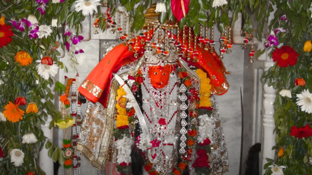 ( આ માહિતી વિવિધ ઐતિહાસિક તથ્યો અને સંશોધનો પર આધારિત છે.  વિગતવાર માહિતી માટે, ઇતિહાસના પ્રમાણભૂત ગ્રંથો અને સંશોધનોનો અભ્યાસ કરવો ઉચિત રહેશે.) 