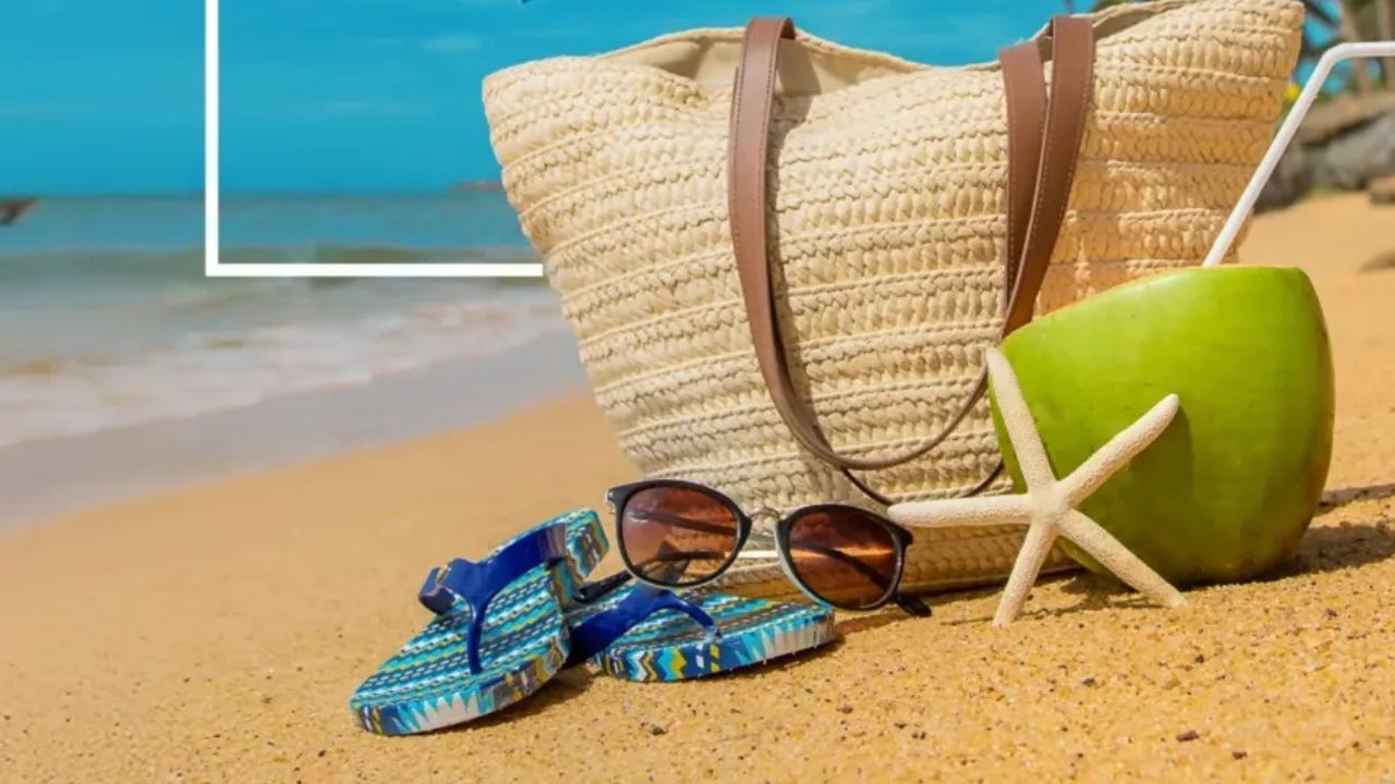 સુરત, દક્ષિણ ગુજરાતનું દરિયા કિનારાથી 14 કિલોમીટરના અંતરે આવેલું શહેર તથા સુરત જિલ્લાનું વડું મથક છે. તે તાપી નદીનાં દક્ષિણ તટ પર વસેલું શહેર છે.સુરત ગુજરાતનું બીજા ક્રમનું અને ભારતનું નવમા ક્રમનું મોટું શહેર છે. વસ્તી તેમજ ઔદ્યોગીક ઉત્પાદન પ્રમાણે ગુજરાતમાં અમદાવાદ પછી સુરતનો ક્રમાંક આવે છે.