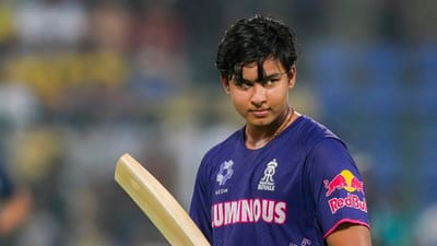 વૈભવ સૂર્યવંશીએ IPL 2025માં શાનદાર પ્રદર્શન કર્યું હતું અને હવે તે ઈંગ્લેન્ડની અંડર 19 ટીમ સામે ODI અને મલ્ટી-ડે મેચ શ્રેણી રમતો જોવા મળશે. આ દરમિયાન, તેના પિતાએ જણાવ્યું છે કે વૈભવને કોનાથી દૂર રહેવાની સલાહ આપવામાં આવી છે?