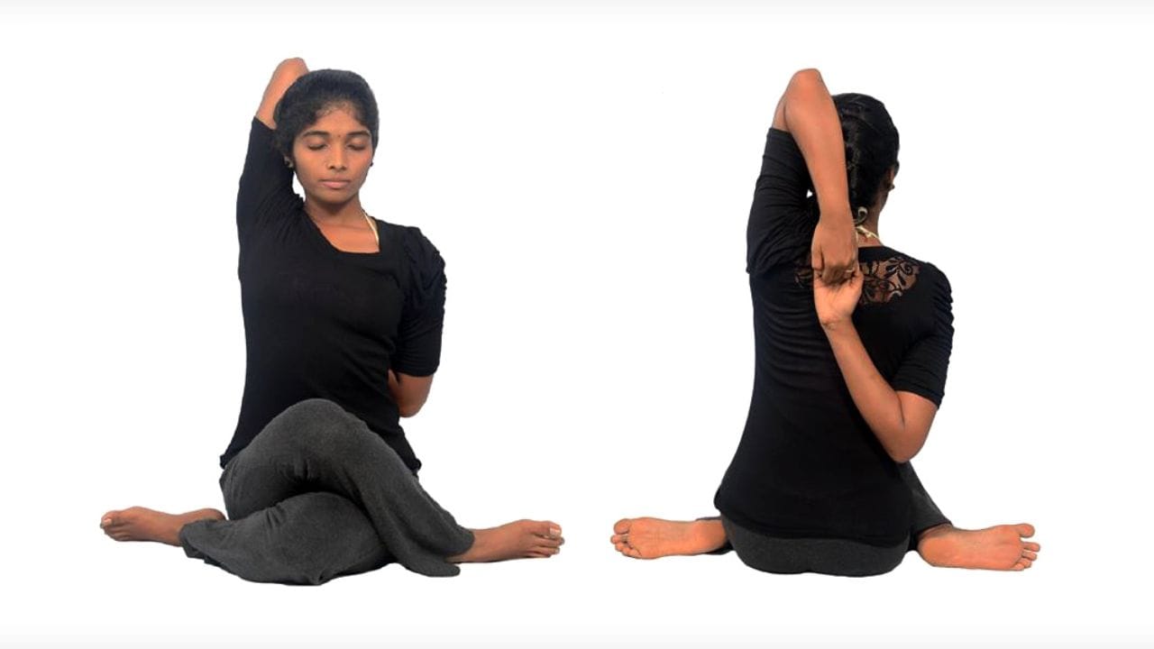 ગોમુખાસન: ખભાના જકડાઈ જવાથી છુટકારો મેળવવા માટે આ એક ઉત્તમ કસરત છે. આ અદ્ભુત કસરત તમારી કરોડરજ્જુને લંબાવવામાં, ખેંચવામાં, ફ્લેક્સિબવ બનાવવામાં અને મુદ્રા સુધારવામાં મદદ કરે છે.
