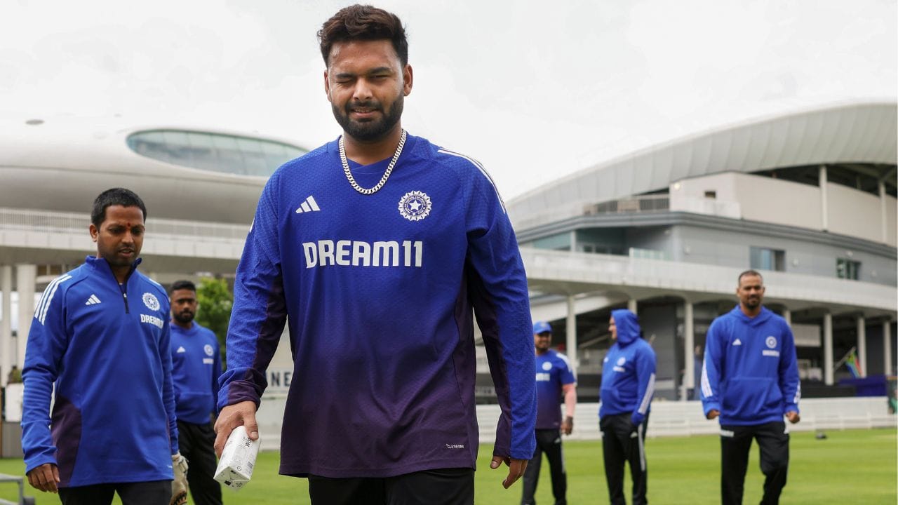 ટીમ ઈન્ડિયા વર્ષ 2025માં પોતાની છેલ્લી મેચ 19 ડિસેમ્બરના રોજ સાઉથ આફ્રિકા સામે રમશે. જે 5 ટીમની ટી20 સીરિઝની છેલ્લી મેચ હશે.