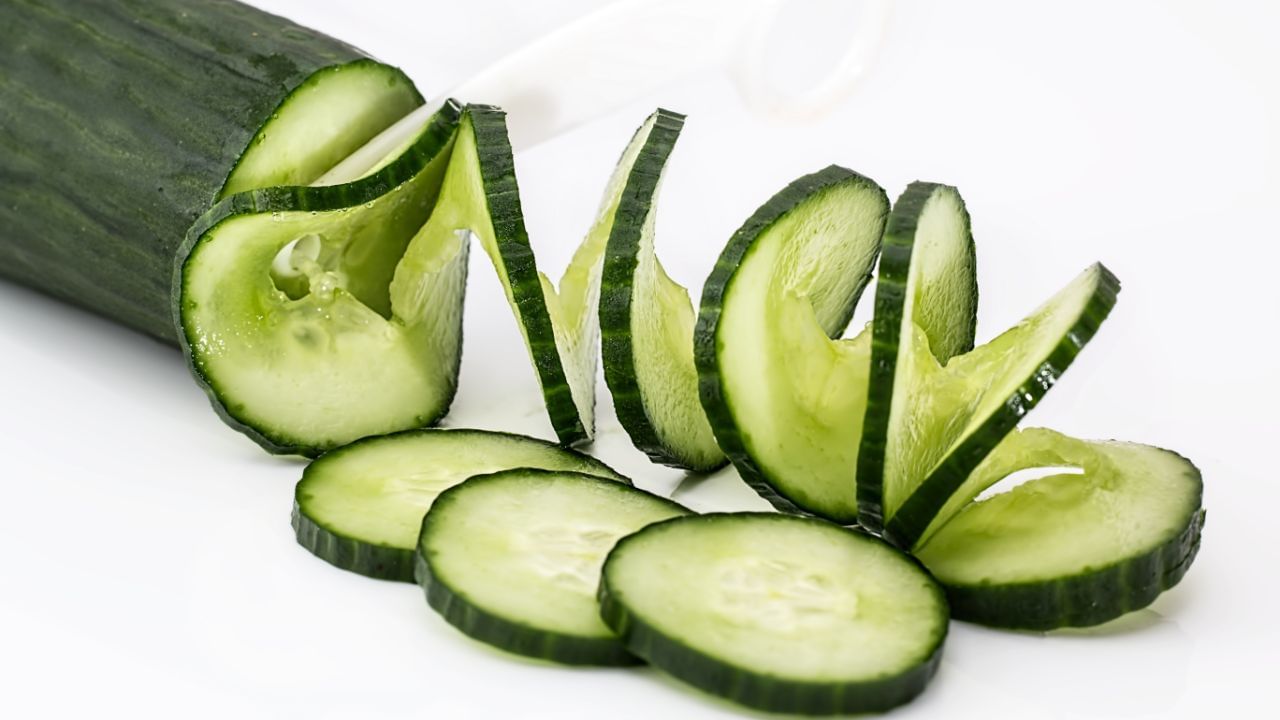 You may not know the surprising benefits of cucumber for Children's Development