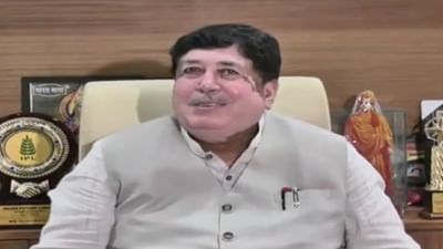 એક ફોન આવતા જ દિલીપ સંધાણીએ, અમરેલીના SP સામે ઉચ્ચારેલા શબ્દો પાછા ખેંચ્યા, જુઓ વીડિયો