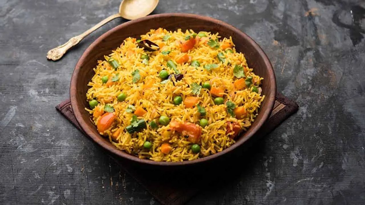 જ્યારે મોટી માત્રામાં વાનગી બનાવવામાં આવે છે, ત્યારે તમે તેને ફ્રીજરમાં રાખવાનું વિચારો છો. પરંતુ જ્યારે તમે તેને ફ્રીજરમાંથી બહાર કાઢો છો અને ખાઓ છો, ત્યારે તેનો સ્વાદ બદલાઈ ગયો હશે. તળેલા ખોરાકની જેમ, તે પણ તેની ક્રિસ્પનેસ ગુમાવી દેશે. તે ભીનું અને સ્વાદહીન થઈ જશે.