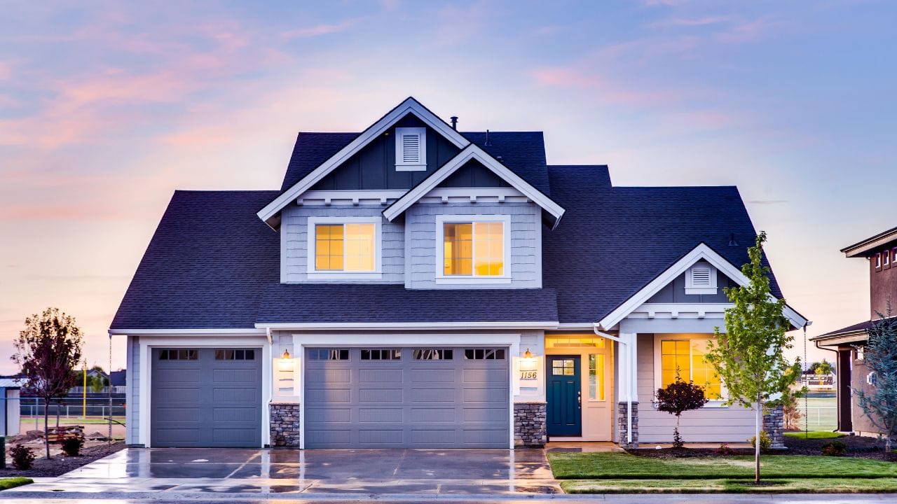 કોર્ટે પોતાના નિર્ણયમાં સ્પષ્ટ કર્યું કે, વરિષ્ઠ નાગરિકોના ભરણપોષણ અને કલ્યાણ કાયદો 2007નો ઉલ્લેખ કરતા કહ્યું કે, આના હેઠળ માતા પિતાએ આપેલી બાળકોને સંપત્તિ કાનુની રીતે પરત પણ લઈ શકે છે. જો સંતાન તેની સેવા કરવામાં અસફળ રહે છે તો.આ કાયદો વૃદ્ધોને તેમના અધિકારો માટે લડવા માટે કાનૂની અધિકાર પુરા પાડે છે અને તેમના બાળકો દ્વારા તેમને અવગણનાથી રક્ષણ આપે છે.