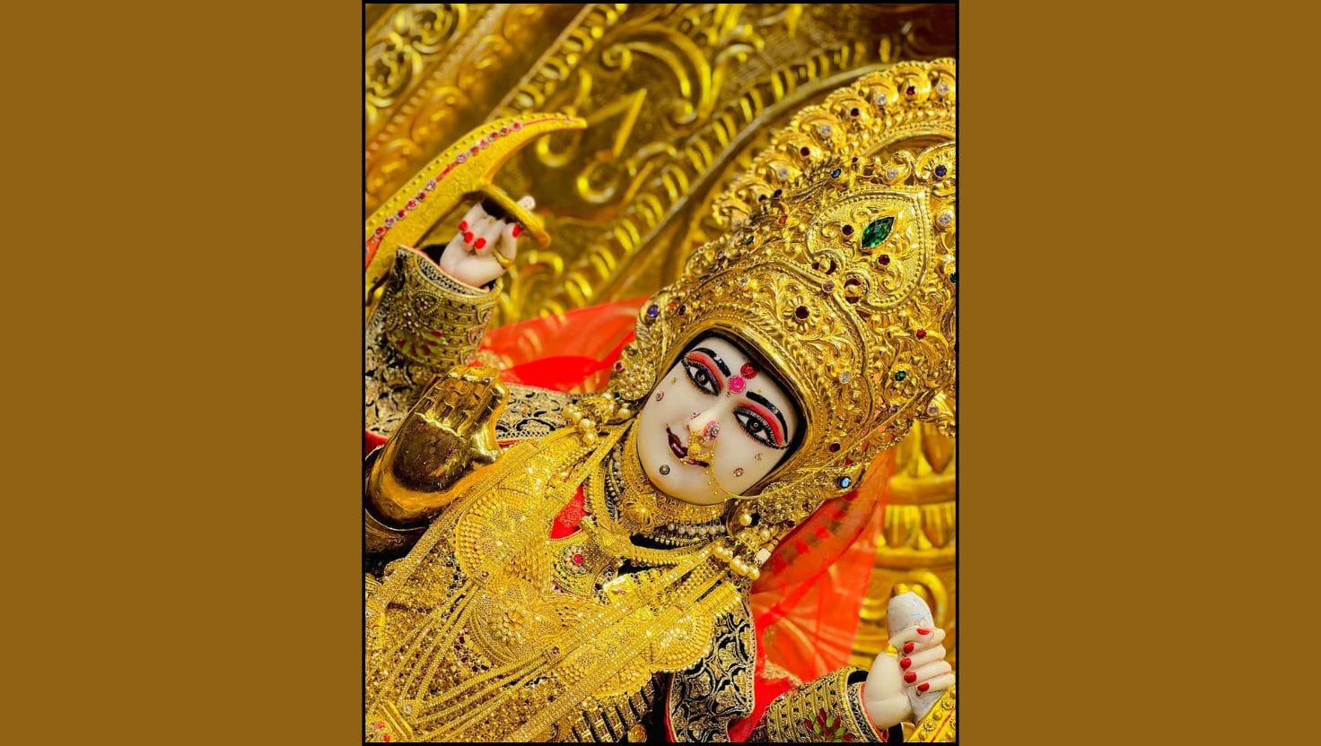 કેટલીક જગ્યાએ, આ માતાને કાલી માતાનો અવતાર પણ માનવામાં આવે છે. એક ગુજરાતી લોકકથા અનુસાર, મેલડી નામની એક શક્તિશાળી અને તપસ્વી છોકરી હતી. તેનો જન્મ બ્રાહ્મણ અથવા તો ક્ષત્રિય પરિવારમાં થયો હતો. 