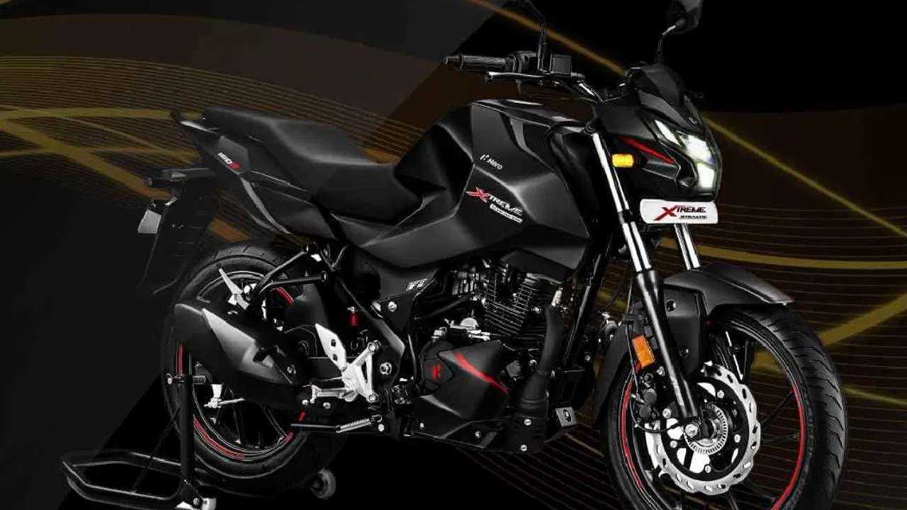 Hero Xtreme 125R :
 હીરોની આ સૌથી નાની Xtreme બાઇક હવે રૂપિયા 1 લાખથી થોડી ઉપર છે. પહેલા તેની કિંમત  રૂપિયા 99,500 હતી, પરંતુ તાજેતરમાં તેમાં રૂપિયા 1,600નો વધારો થયો છે. તેમ છતાં, તે બજાજ પલ્સર NS125 કરતા ₹5,000 સસ્તી છે. આ હાલમાં ભારતમાં સૌથી સસ્તી ABS બાઇક છે.