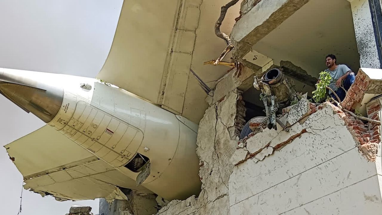 તેમણે સૌને અનુરોધ કર્યો કે તેઓ માત્ર સત્તાવાર અહેવાલોની જ રાહ જોવે અને પણાંખી દાવાઓથી દૂર રહે.