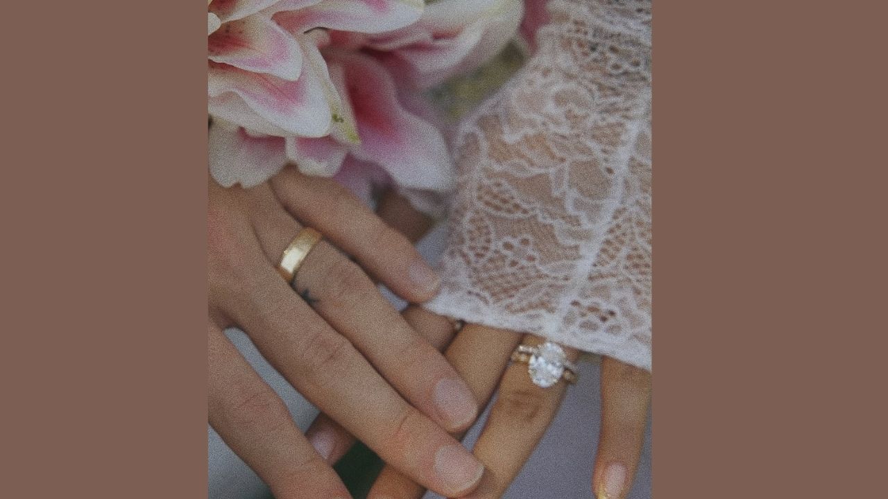 Alia daughter of Anurag Kashyap Second Wedding Christian Ceremony Photos (5)