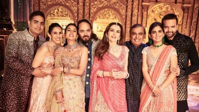 રિહાનાથી લઈને દિલજીત સુધી, મુકેશ અંબાણીએ આના પર ખર્ચ્યા 300 કરોડ