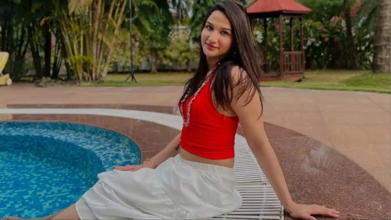 Anaya Bangar