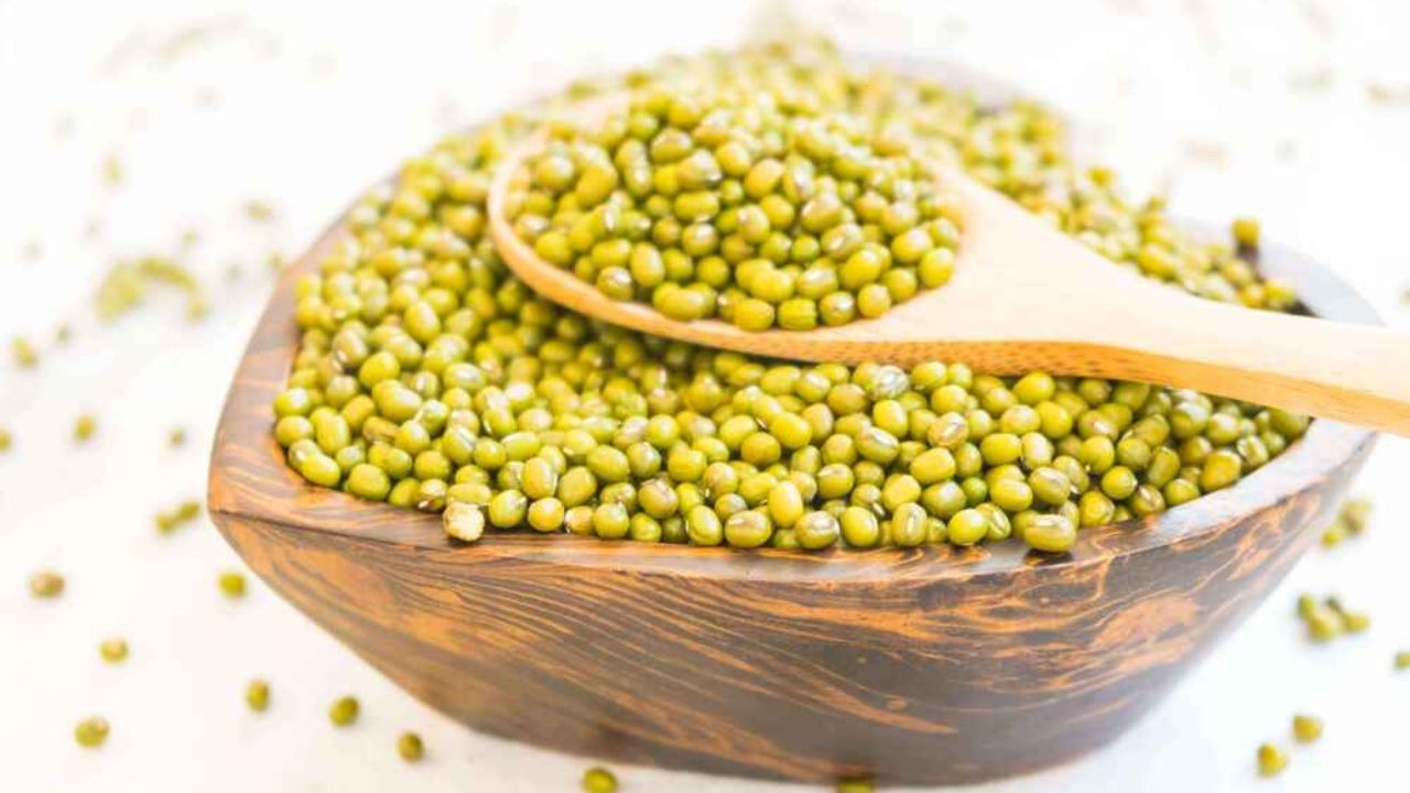 (Disclaimer: અહીં આપવામાં આવેલી માહિતી ફક્ત જાણકારી માટે જ છે. કોઈ પણ વસ્તુઓ અનુસરતા પહેલા તમારે તમારા ડોક્ટરની સલાહ અવશ્ય લેવી.)