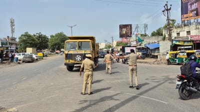 Gandhinagar News : બ્રિજ દુર્ઘટના બાદ જાગ્યું તંત્ર, દહેગામ-નરોડા બ્રિજ પર મોટા વાહનને પ્રવેશ પર લગાવ્યો પ્રતિબંધ, જુઓ Video Gandhinagar News : બ્રિજ દુર્ઘટના બાદ જાગ્યું તંત્ર, દહેગામ-નરોડા બ્રિજ પર મોટા વાહનને પ્રવેશ પર લગાવ્યો પ્રતિબંધ, જુઓ Video