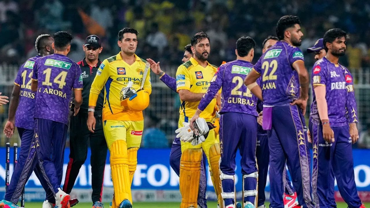 ઈન્ડિયન પ્રીમિયર લીગની આગામી સિઝન માટે બધી ટીમોએ પોતાની તૈયારીઓ તેજ કરી દીધી છે. 3 વખતની IPL ચેમ્પિયન કોલકાતા નાઈટ રાઇડર્સે એક મોટો નિર્ણય લીધો છે. IPLની આગામી સિઝનમાં કોલકાતા નાઈટ રાઈડર્સ ટીમ નવા મુખ્ય કોચ સાથે મેદાનમાં ઉતરશે.