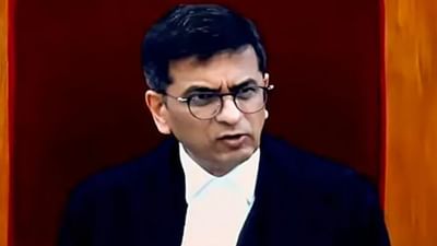 રિટાયરમેન્ટના 8 મહિના પછી પણ પૂર્વ CJI ચંદ્રચુડે બંગલો ખાલી ન કર્યો, સુપ્રીમ કોર્ટે સરકારને પત્ર લખ્યો