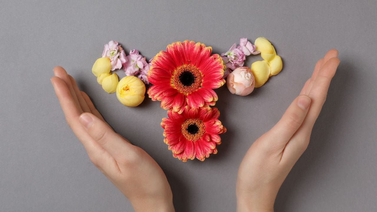 યોનિમાં ગાંઠની સમસ્યા જાનલેવા હોય શકે છે. પેશાબ કરતી વખતે દુખાવો થવો પેલ્વિક પીડા જેવી સમસ્યાઓ થઈ શકે છે. જો તમને પણ આવા કોઈ લક્ષણોનો સામનો કરવો પડી રહ્યો હોય, તો તાત્કાલિક ડૉક્ટરનો સંપર્ક કરો. કારણ કે આ ગાંઠ કેન્સરનું સ્વરૂપ લઈ શકે છે. 10 માંથી લગભગ 6 મહિલાઓ આ સમસ્યાનો સામનો કરી રહી છે. જેને સારવારની જરૂર છે.