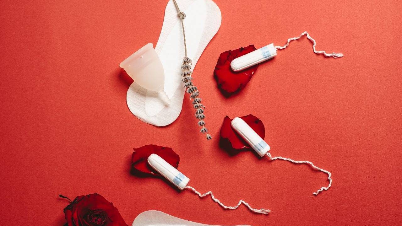 જો તમારા શરીરમાં પોલિપ્સ અથવા ફાઇબ્રોઇડ્સ હોય, તો ડૉક્ટર તમને સર્જરી કરાવવાની સલાહ પણ આપી શકે છે. સર્જરી પછી હેવી બ્લીડિંગની સમસ્યા બંધ થઈ જશે.