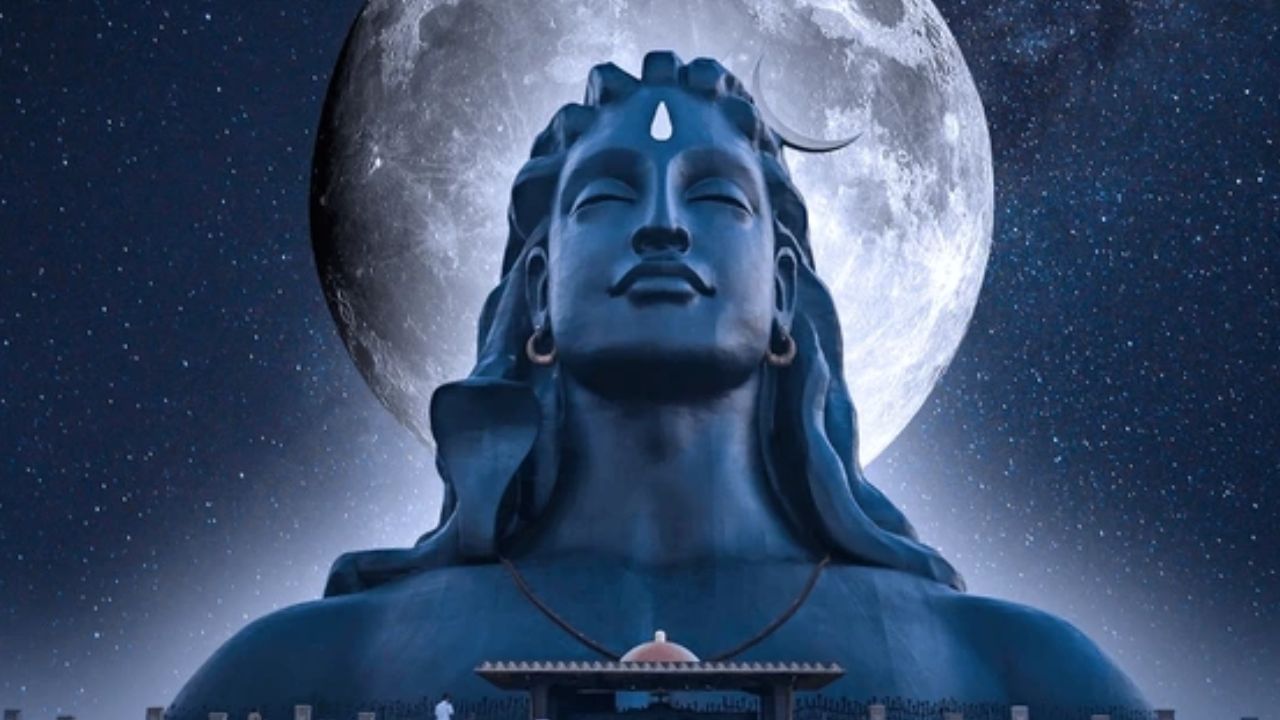 માન્યતા શું છે?: પૌરાણિક માન્યતાઓમાં એવું પણ કહેવામાં આવે છે કે દીકરીના ભાગ્ય સાથે આખા પરિવારનું ભાગ્ય જોડાયેલું હોય છે. દીકરીને વિદાય આપતાની સાથે જ ઘરની ઉર્જા અને સંજોગો બદલાવા લાગે છે. આવી સ્થિતિમાં જો લગ્ન પછી પણ દીકરીઓને માન-સન્માન ન આપવામાં આવે તો પરિવારની સ્થિતિ બગડી શકે છે.
