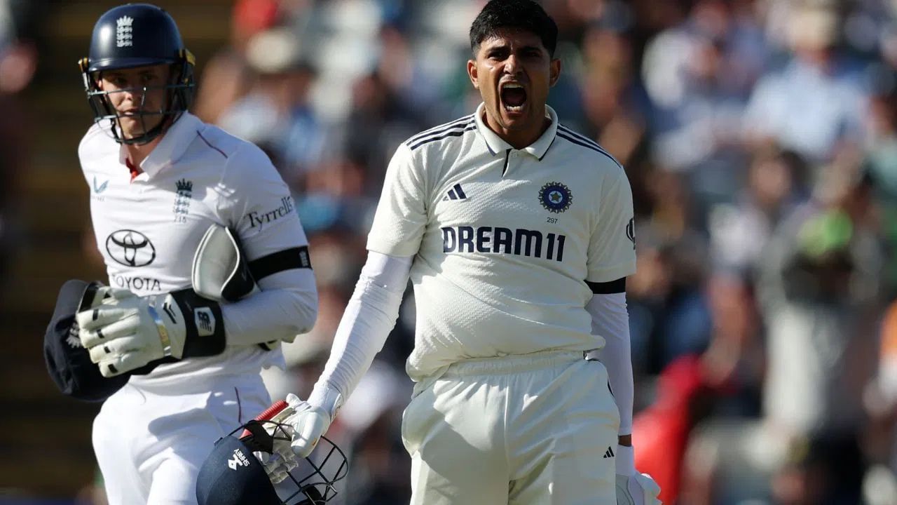 Indian who scored center at Lord's (5)