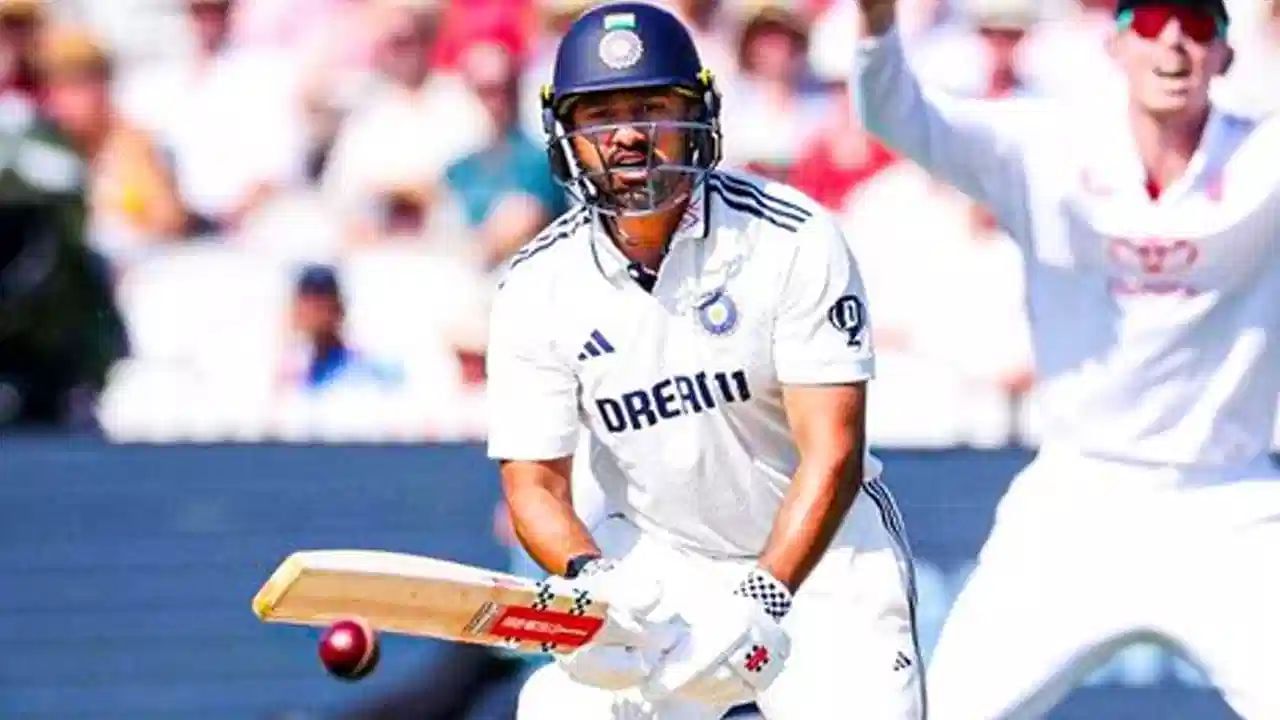 કરુણ નાયરને ટીમમાંથી બહાર કરીને સાઈ સુદર્શનને ટીમમાં સામેલ કરવાની માંગ પણ થઈ રહી છે, પરંતુ આમાં સૌથી મોટો પ્રશ્ન એ છે કે શું ગૌતમ ગંભીર ચોથી ટેસ્ટ મેચમાં કરુણ નાયરને ટીમની બહાર કરશે? 