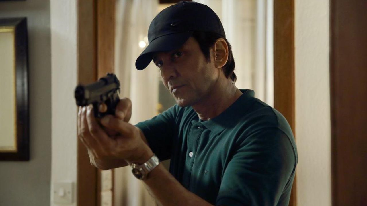 કેકે મેનનને પહેલી તક 1995માં ફિલ્મ નસીમમાં મળી હતી. આ ફિલ્મમાં તેમનો નાનો રોલ હતો. આ ફિલ્મ પછી કેકે મેનન ઘણી શાનદાર ફિલ્મોમાં દેખાયા. ધીમે ધીમે તેમણે પોતાના અભિનયથી દર્શકોના દિલ જીતી લીધા.