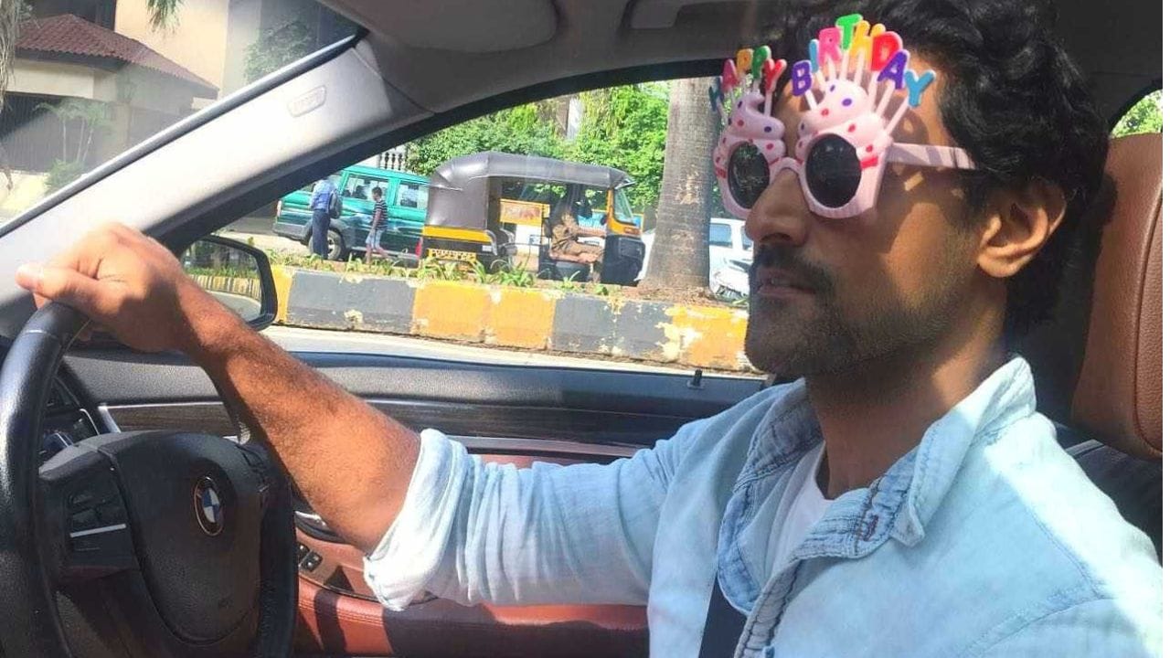 સગાઈના એક વર્ષ પછી ક્રુણાલ કપૂરે 9 ફેબ્રુઆરી 2015ના રોજ અમિતાભ બચ્ચનની ભત્રીજી નૈના બચ્ચન સાથે લગ્ન કર્યા હતા.  આ દંપતીએ 31 જાન્યુઆરી 2022 ના રોજ તેમના બાળકના જન્મની જાહેરાત કરી હતી.