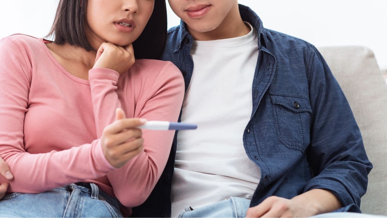 સંશોધન મુજબ, જો બધું બરાબર રહ્યું, તો ટૂંક સમયમાં કોઈપણ વ્યક્તિ ત્વચા અને રક્તકણોમાંથી સંતાનને જન્મ આપી શકશે. ભલે તે વ્યક્તિ ક્યારેય જૈવિક રીતે માતાપિતા ન બની શકે. ગાર્ડિયન સાથે વાત કરતા, ઓસાના યુનિવર્સિટીના પ્રોફેસર કાત્સુહિકો હયાશીએ જણાવ્યું હતું કે આ સંશોધન ઝડપથી આગળ વધી રહ્યું છે. આ અઠવાડિયે પેરિસમાં યુરોપિયન સોસાયટી ઓફ હ્યુમન રિપ્રોડક્શન એન્ડ એમ્બ્રાયોલોજીની વાર્ષિક બેઠકમાં તેમણે કહ્યું કે મને થોડું દબાણ લાગે છે, એવું લાગે છે કે હું કોઈ રેસમાં ભાગ લઈ રહ્યો છું, પરંતુ હું વૈજ્ઞાનિક મૂલ્યની ભાવના જાળવી રાખવાનો પ્રયાસ કરું છું.