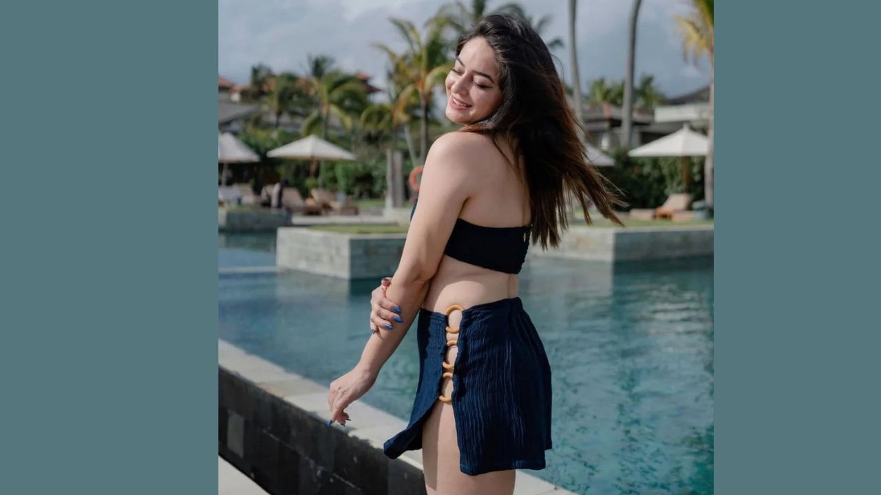 લોકો અભિનેત્રી માહી વિજના ફોટા પર ઘણો પ્રેમ વરસાવે છે. તે ભારતીય કપડાંમાં પણ એટલી જ સુંદર દેખાય છે જેટલી તે પશ્ચિમી ડ્રેસમાં દેખાય છે. તે પશ્ચિમી ડ્રેસમાં ગ્લેમરસ ફોટા પણ શેર કરે છે. જોકે, ઘણા સમયથી તે એકલી તેની પુત્રીની સંભાળ રાખતી જોવા મળી રહી છે. જે પછી તેના છૂટાછેડાની અફવાઓ ફેલાઈ હતી.