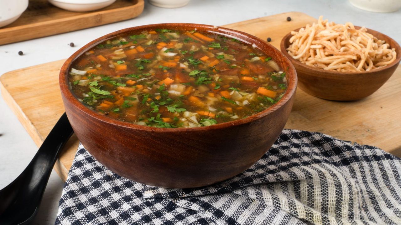 Manchow Soup Recipe (3)