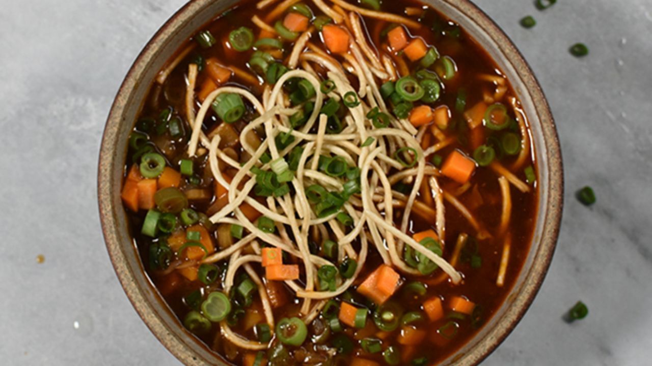 Manchow Soup Recipe (4)
