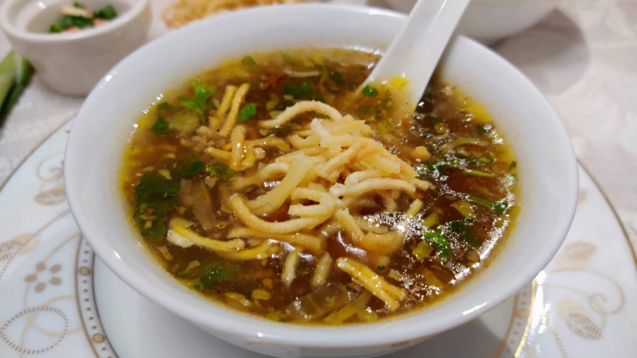 Manchow Soup Recipe (5)