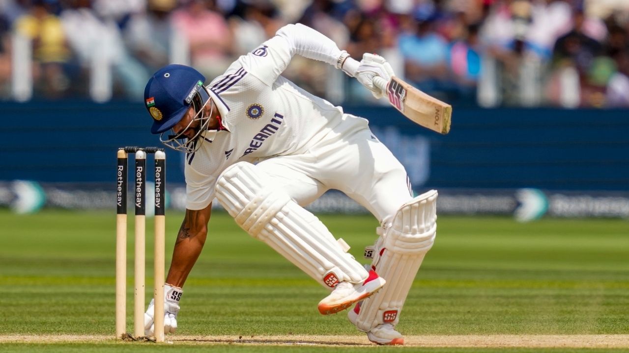 રેડ્ડીની ઈજા કેટલી ગંભીર છે અને તે કેટલા સમય માટે મેદાનની બહાર રહેશે તે તો આવનારા દિવસોમાં જ ખબર પડશે. જોકે, ભારતીય ક્રિકેટ કંટ્રોલ બોર્ડે હજુ સુધી રેડ્ડીની ઈજાની સત્તાવાર જાહેરાત કરી નથી અને તેથી તેમના સ્થાને કોઈને મોકલવામાં આવશે કે નહીં તે સ્પષ્ટ નથી